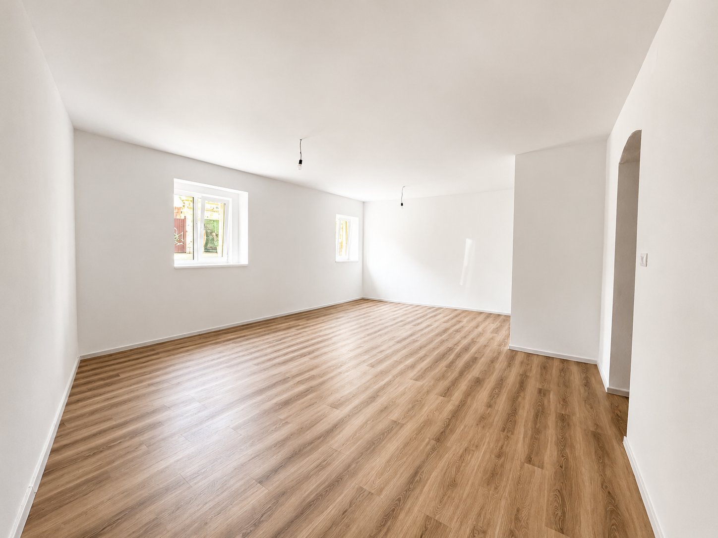 2_Spatiu pentru birou - Str. Primariei - 93 000 €