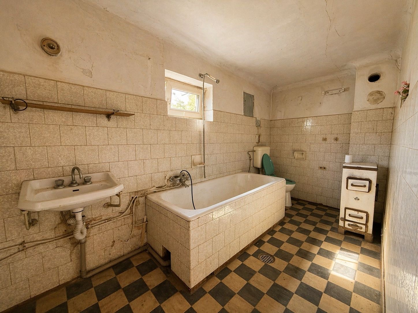 5_Casă de vânzare -cartier Episcopia Bihor - 91 500 €