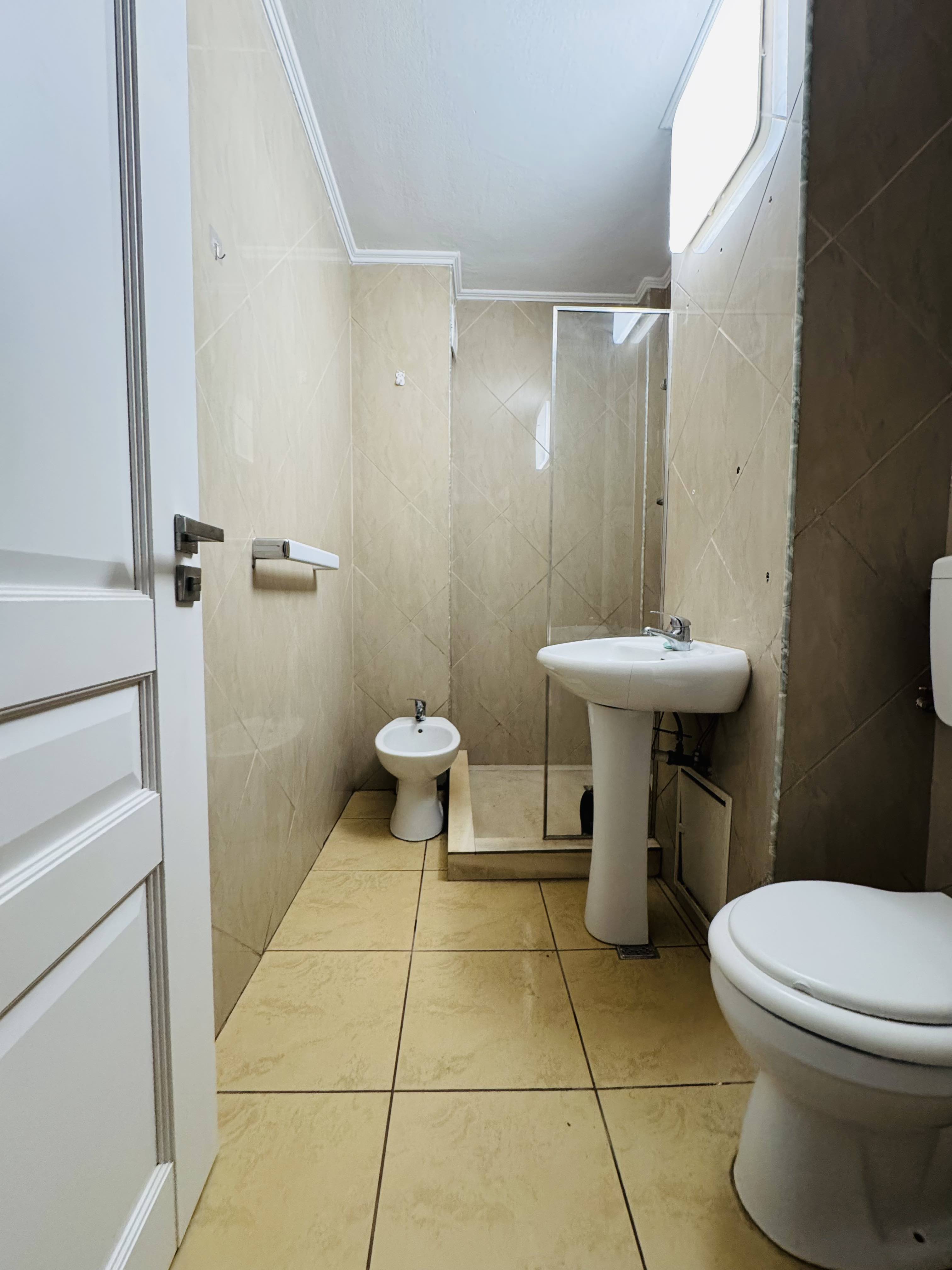 3_Apartament cu 3 camere - Bulevardul Magheru - 154 900 €