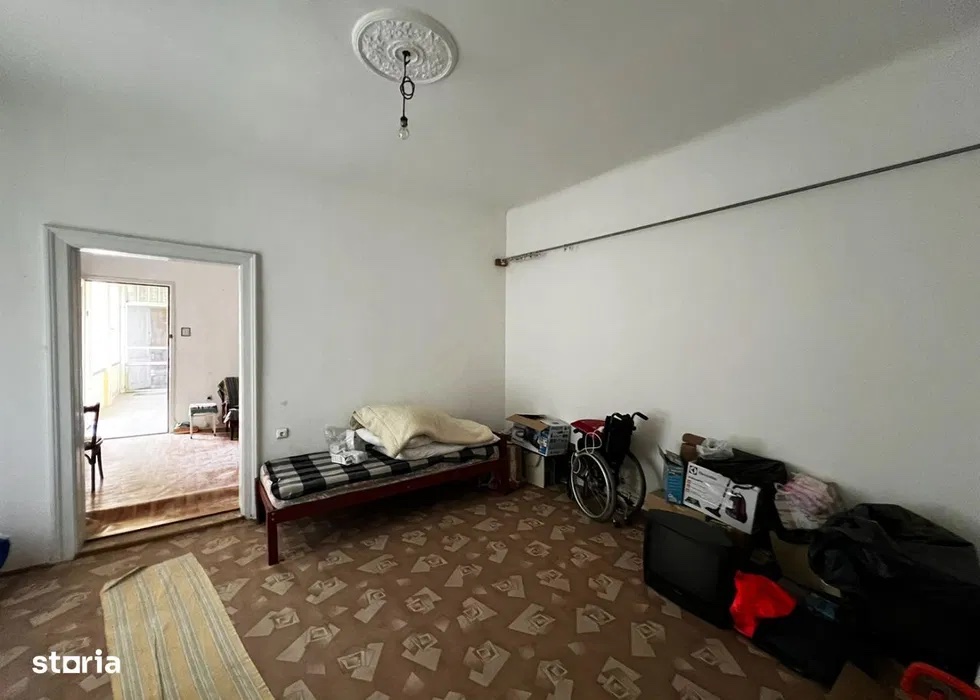 4_Casa de locuit in centrul orasului Alesd - 109 900 €