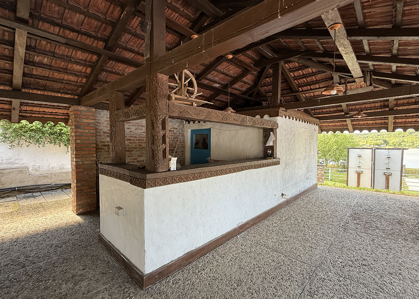 13_Casa / Restaurant / Pensiune / Piscina - Pe malul lacului din Paleu - 495.000 €