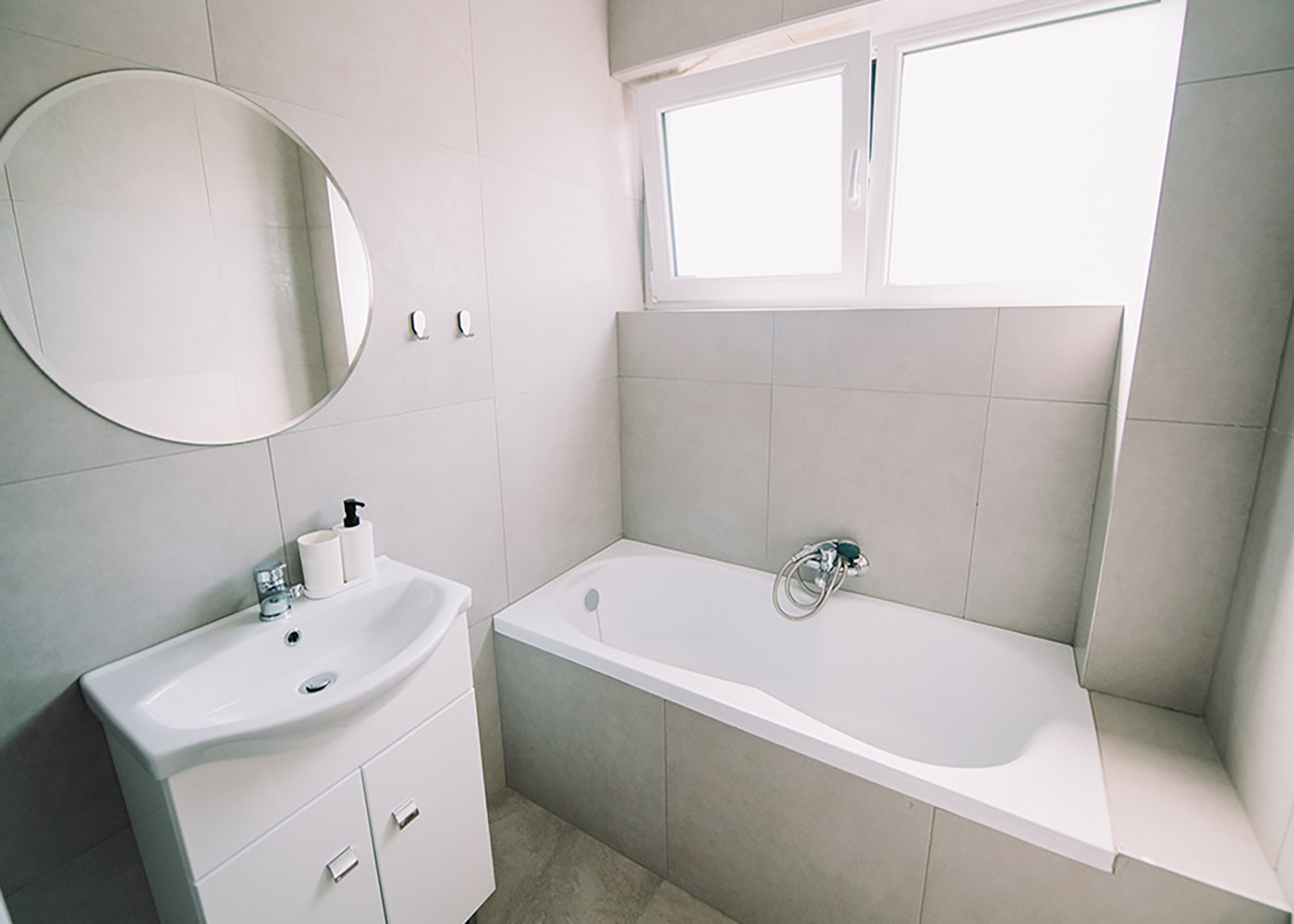 4_Pensiune / Aparthotel - zona aquaparcului NYMPHAEA Oradea - 990.000 €