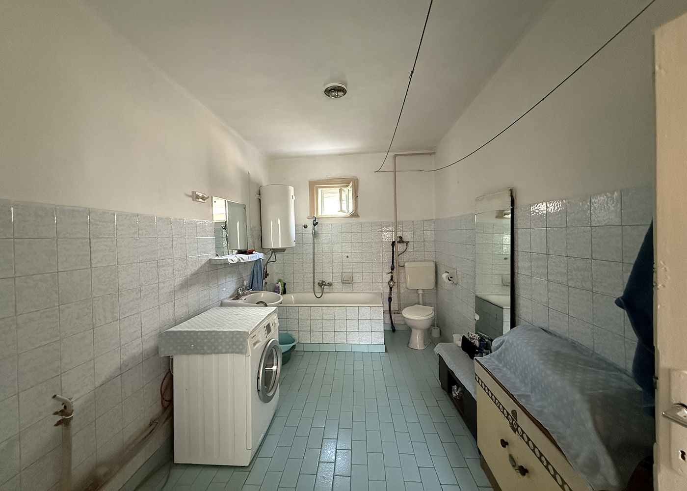 6_Casa cu teren 8000 mp. - Cetariu - 127.900 €