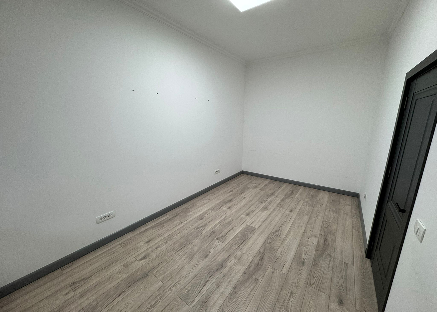 5_DE VANZARE / DE INCHIRIAT - Ap. 3 camere - Ultracentral - Cladire istorica  