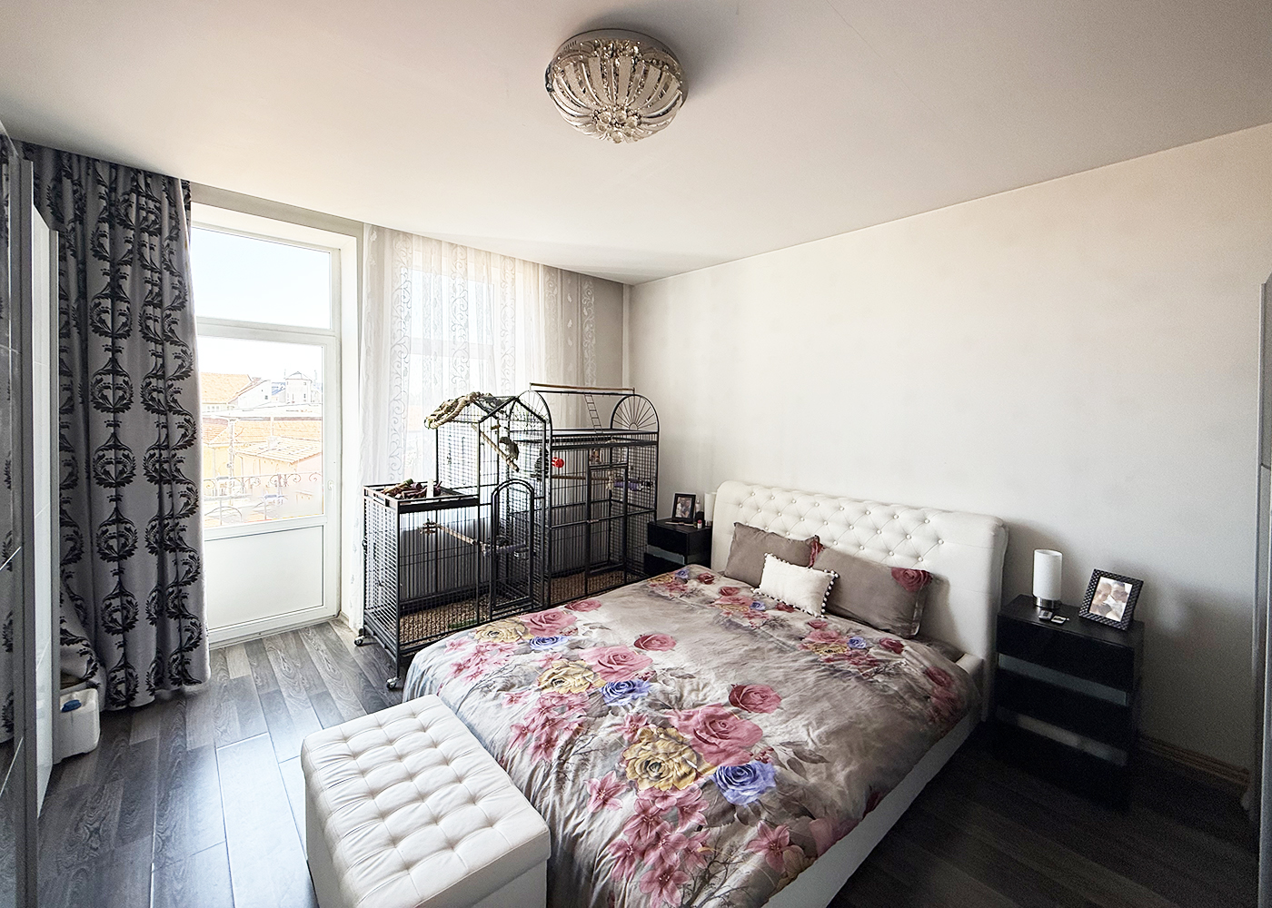 3_Apartament mobilat si utilat intr-o caldire istorica in imima orasului - 117.000 €