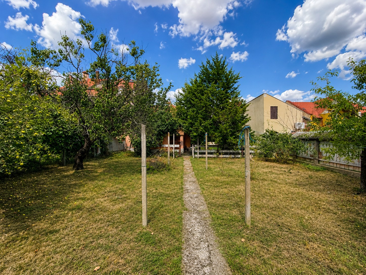 2_Casa cu 5 camere - Str. Closca - Zona Horea - 290.000 €