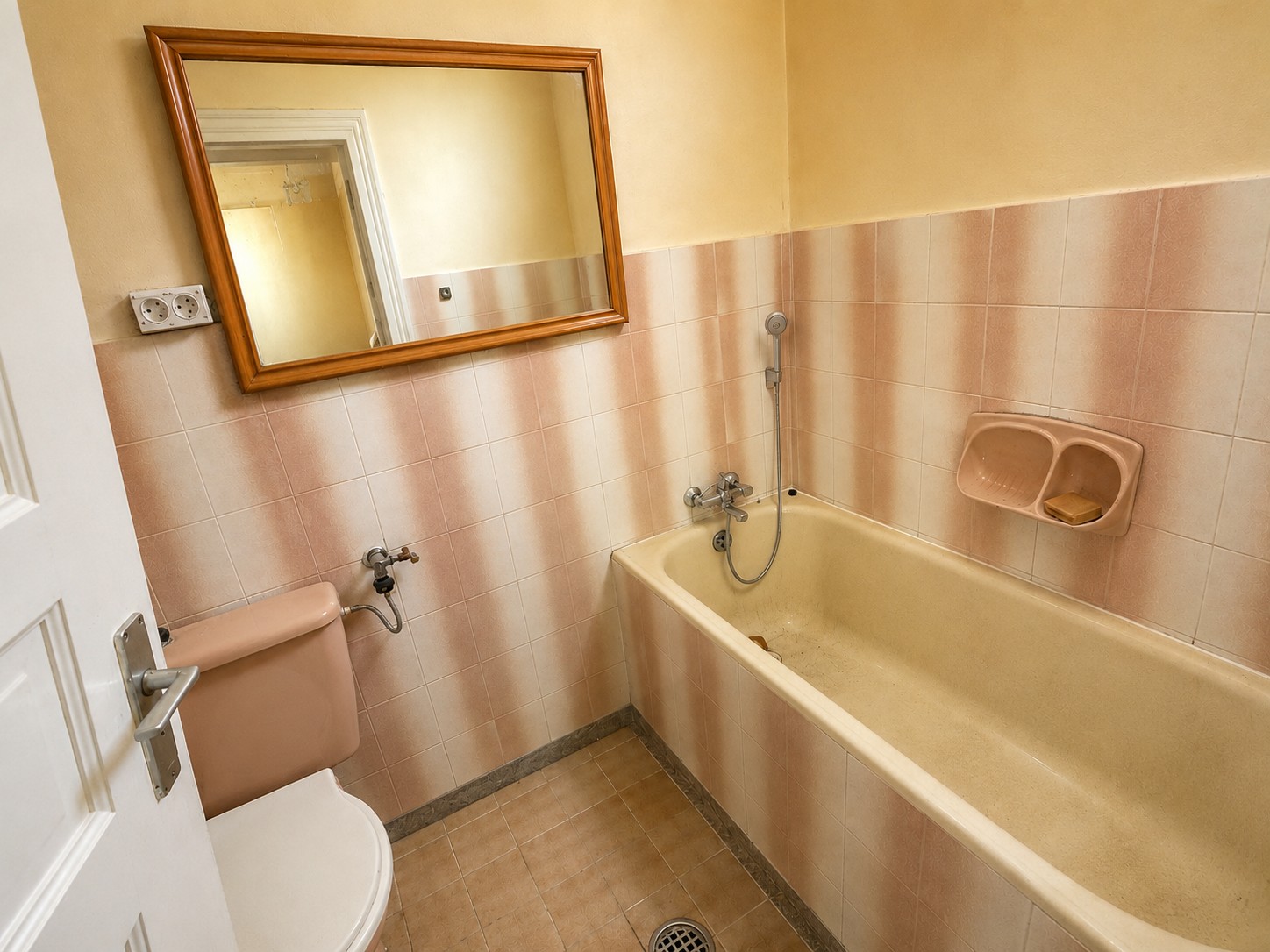 8_Casa cu 5 camere - Str. Closca - Zona Horea - 290.000 €