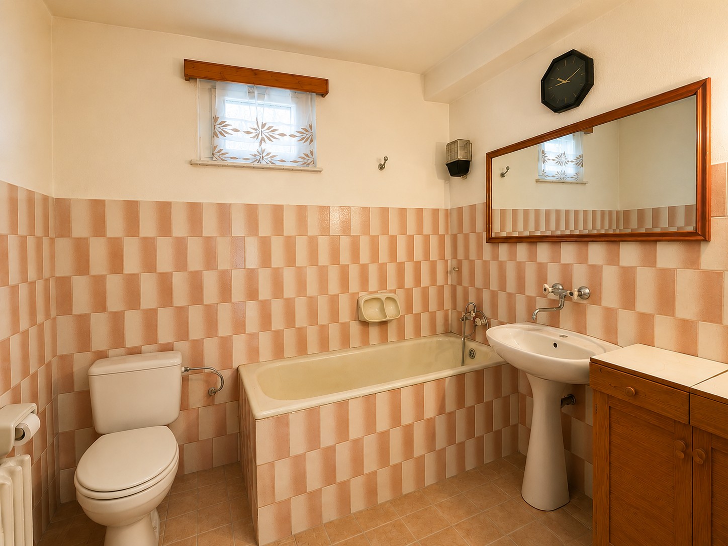 9_Casa cu 5 camere - Str. Closca - Zona Horea - 290.000 €