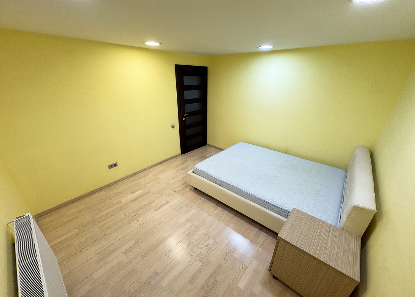 2_Apartament cu 4 camere - zona Centrala - Mansarda - 104.900 €