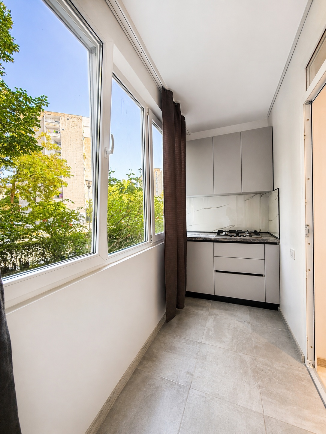 3_Apartament cu 2 dormitoare + bucatarie - complet renovat - 109.900 €