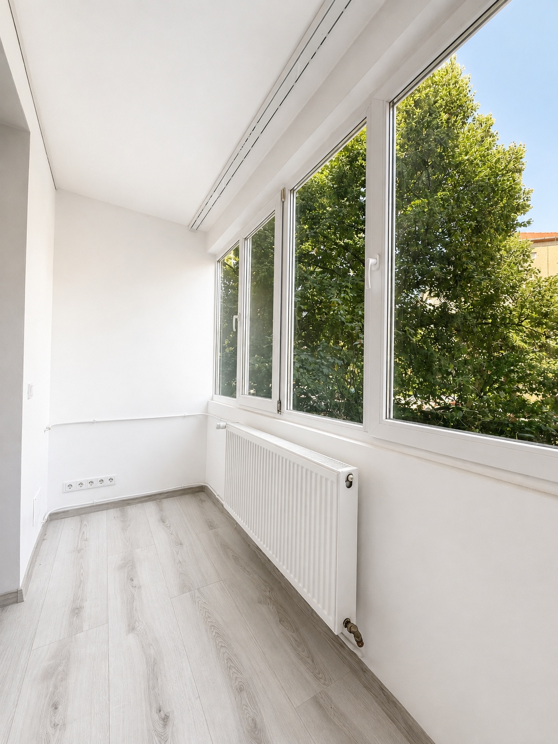 8_Apartament cu 2 dormitoare + bucatarie - complet renovat - 109.900 €