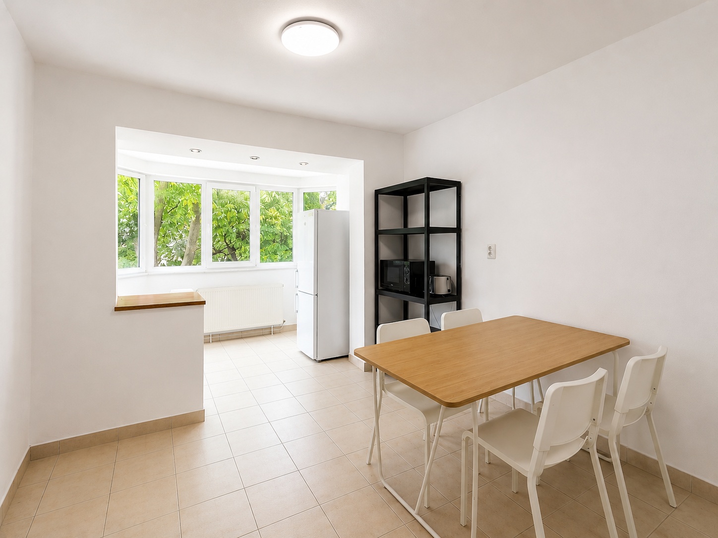 4_De inchiriat - Apartament cu 2 camere - Dacia - 300 €